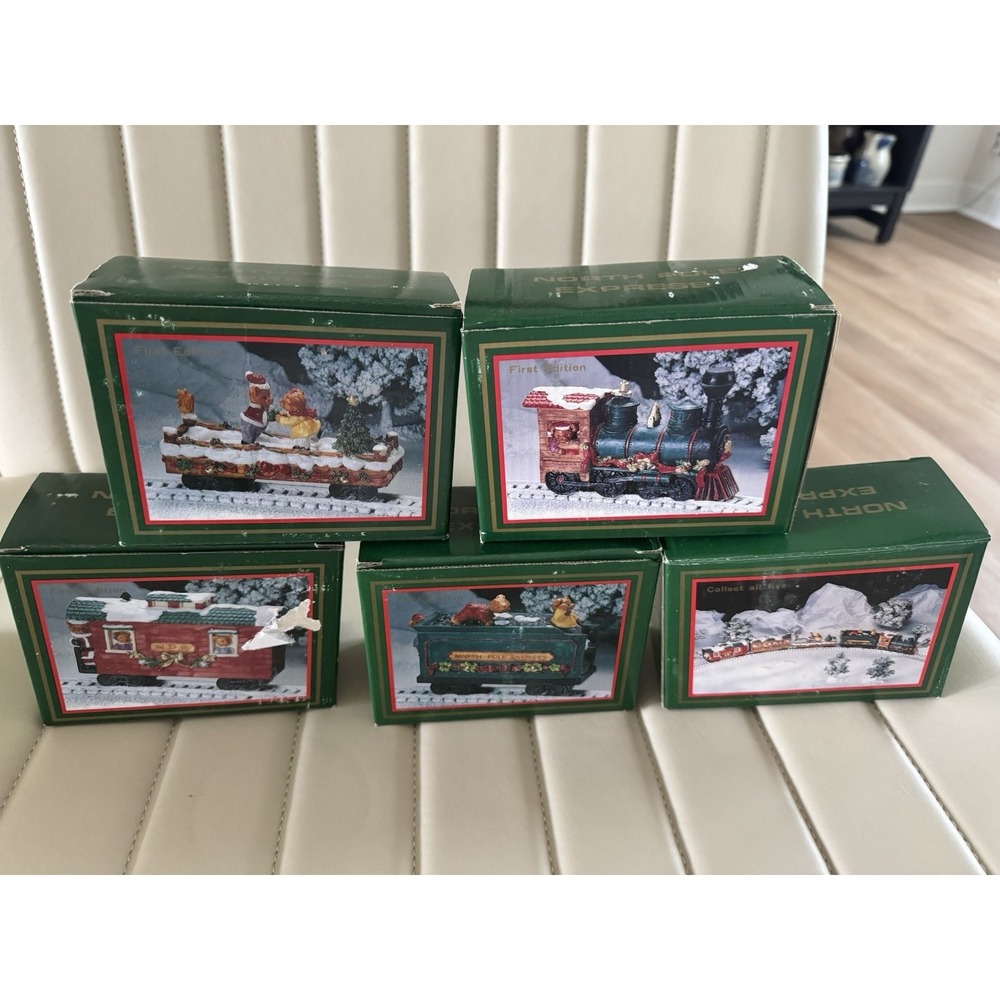 VTG 1994 North Pole Express 5 Box Christmas Train Set Village First Edition
